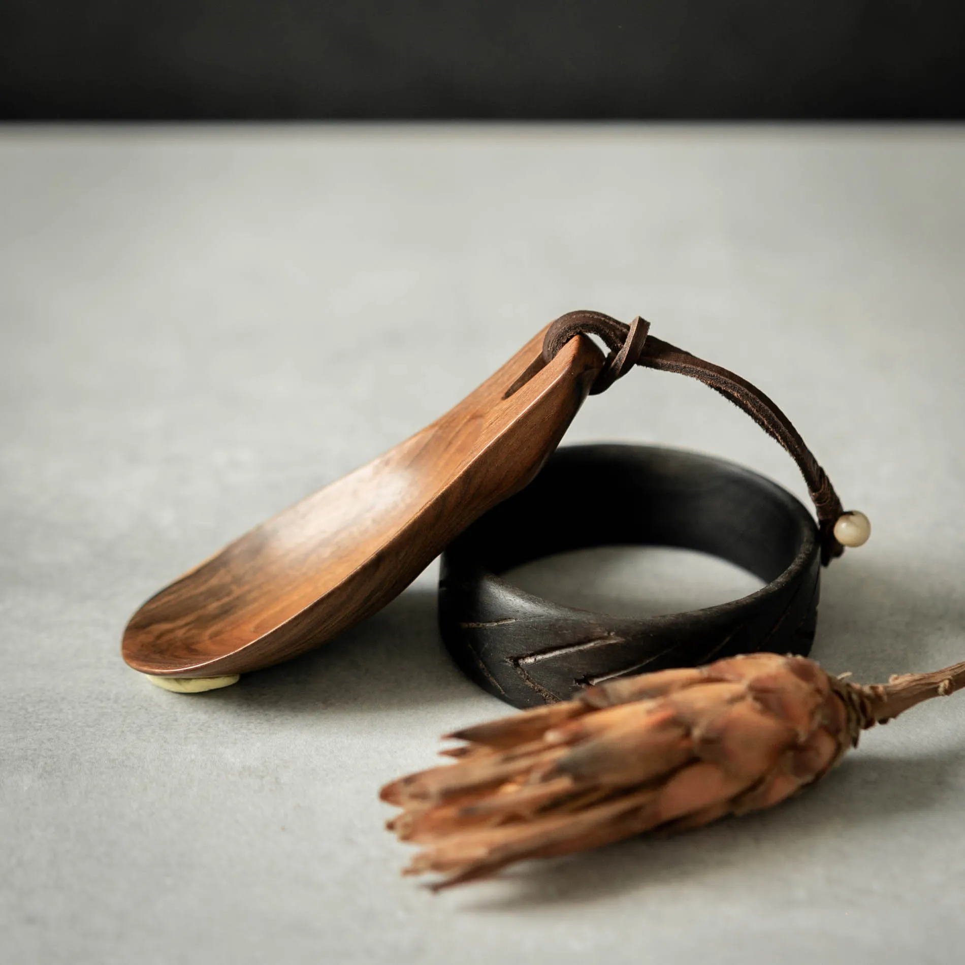 Cuillère à épices en noyer Mawena